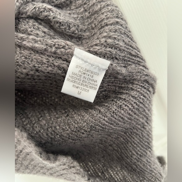 2/$30 entro chunky sweater open braided tie sleeves mauve purple color medium - Picture 6 of 7